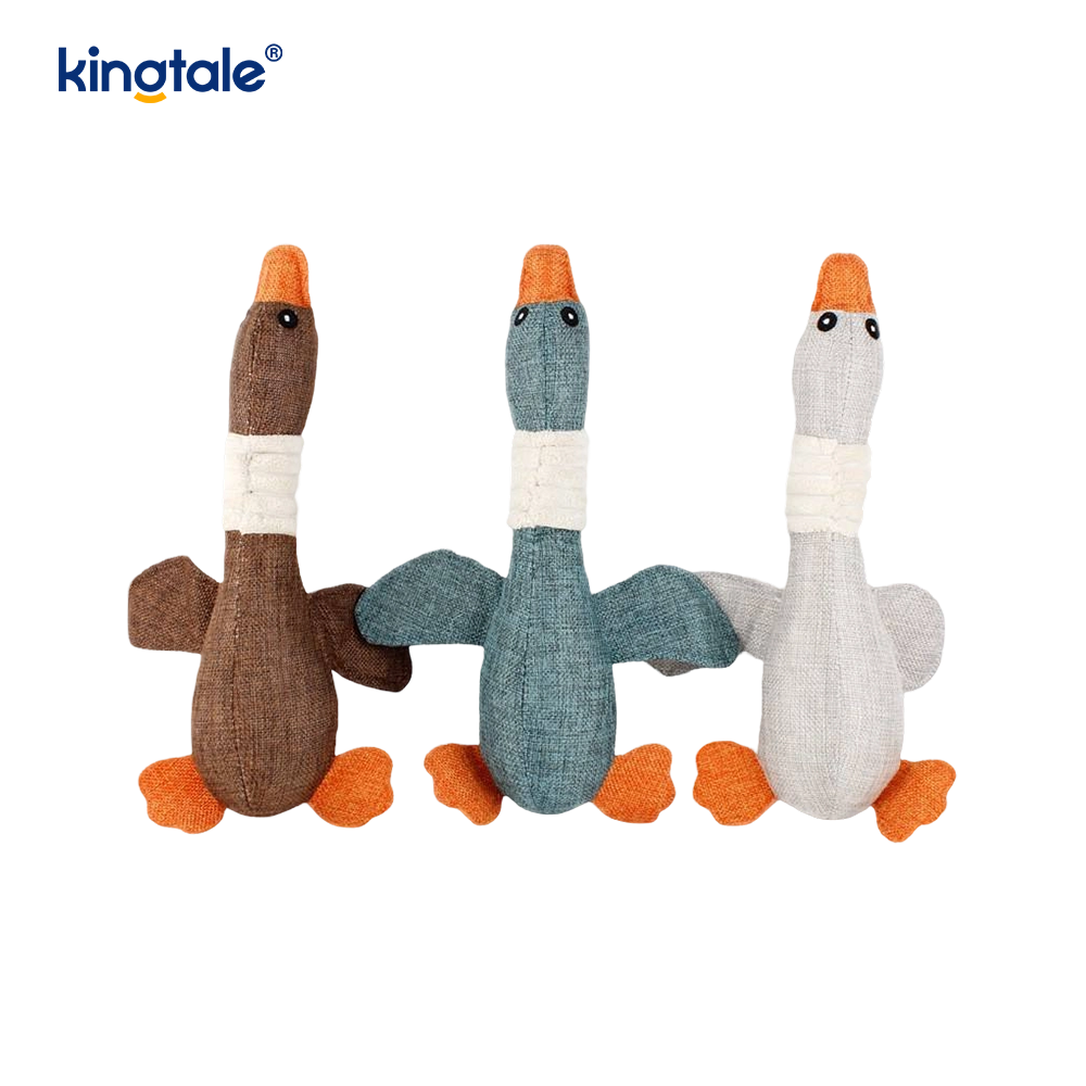 Pet Plush Bréagán Squeaking Gé Friotaíocht in aghaidh Bite le haghaidh Fiacla a Ghlanadh
