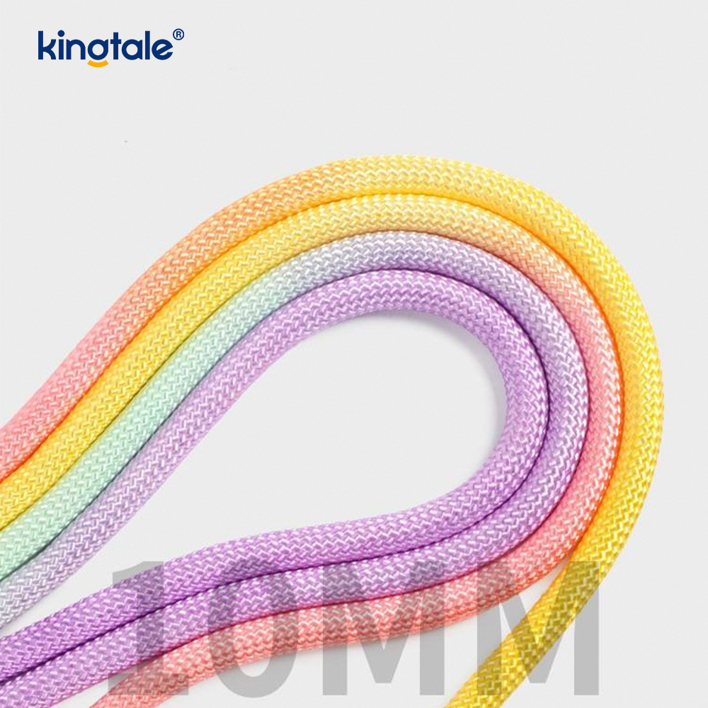 Uimh Tarraingt Níolón Durable Adjustable Láimhseáil Dúbailte Duillín Madraí Colorful Leash